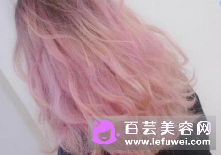 染浅色头发显脸大吗 多久会褪色