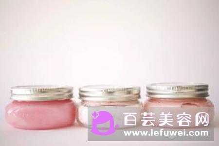 磨砂膏需要加水吗 用了磨砂膏不用身体乳会怎么样