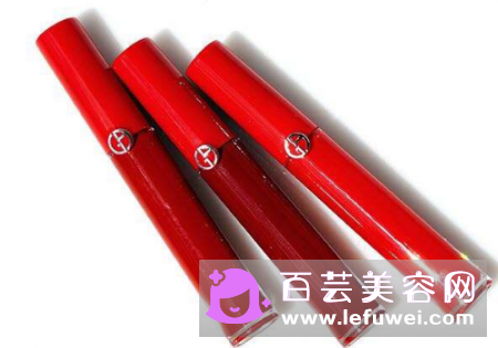 口红包括唇膏和唇釉吗 嘴唇厚适合涂唇釉吗