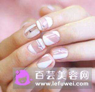 led灯可以做美甲吗 可以代替UV美甲灯吗