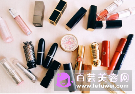 口红小样和正品的区别 哪个大哪个小