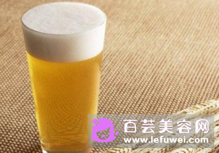 啤酒可以直接敷脸吗 用冷啤酒还是温啤酒