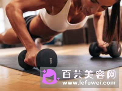俯卧撑是锻炼什么 女性的正确做法