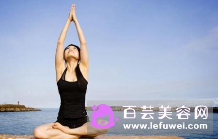 瑜伽一个月能减多少斤 每天半小时能减吗