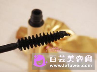睫毛膏颜色有几种 棕色适合什么人