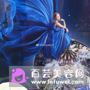 黛珂2017圣诞限定彩妆礼盒多少钱 蜜粉饼价格