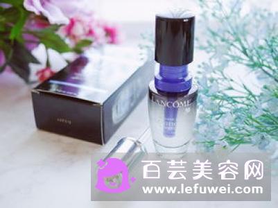 兰蔻小黑瓶什么时候用好 是精华还是肌底液