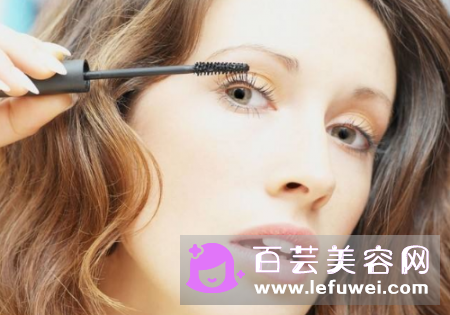 睫毛膏颜色有几种 棕色适合什么人