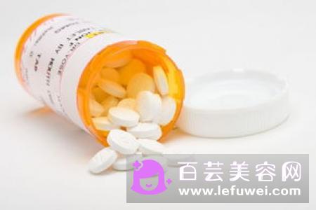过期的卸甲水会致癌吗?过敏用什么药:这个可能是过敏性皮炎