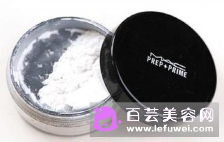 痱子粉可以当散粉用吗 怎么用及需要卸妆吗