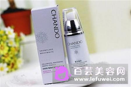 精华液能直接涂脸上吗 什么年龄开始用