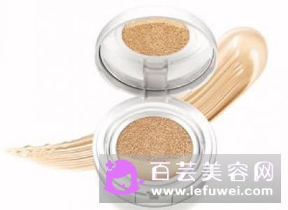 气垫cc怎么用不浮粉 用之前需要涂什么