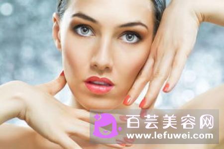 激素脸造成的原因是什么?怎么护理?