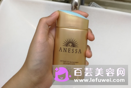 赫拉防晒霜和安耐晒哪个好?使用对比是怎样的