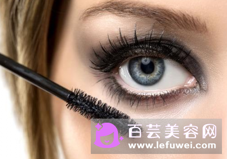 睫毛不翘用什么睫毛膏好 怎么改善