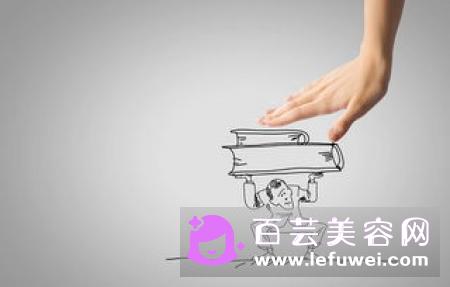 女性长痘痘是内分泌失调吗 夏季长怎么预防