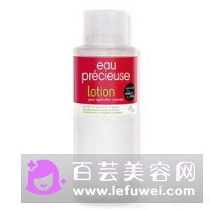 爽肤水用化妆棉好还是用手拍好?含酒精好不好