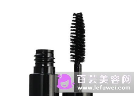 睫毛膏哪种刷头好 拉丝的好还是不拉丝的好