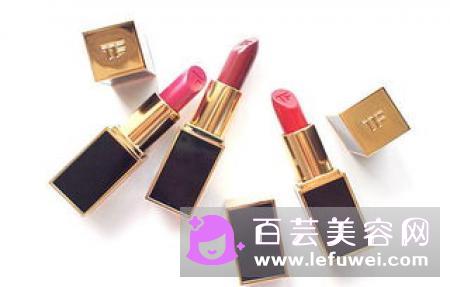 品红色口红试色是怎样的