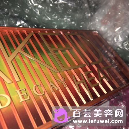衰败城市眼影真假辨别方法是怎样的?正品价格是多少