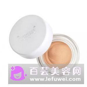防晒霜进眼睛了怎么办 弄衣服上怎么洗