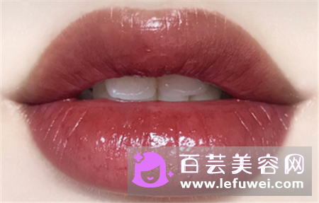 YSL圆管76适合黄皮吗 限量试色图片