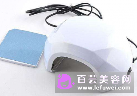 甲油胶照灯会疼是什么原因 怎么办