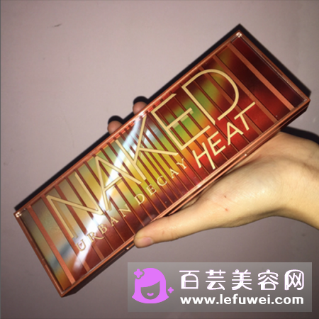 衰败城市眼影真假辨别方法是怎样的?正品价格是多少