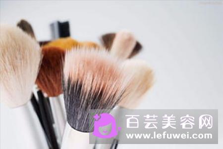 化妆刷怎么干洗 材质有哪些