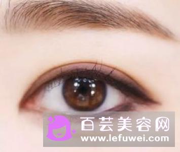 Suqqu四色眼影画法 需要涂抹整个眼皮吗