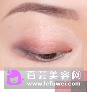 Suqqu四色眼影画法 需要涂抹整个眼皮吗