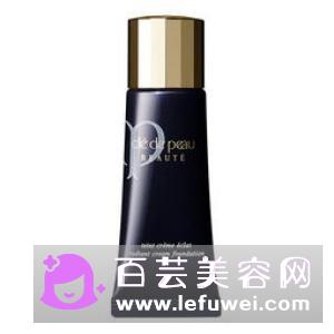 粉底液为什么擦上很白 怎么办