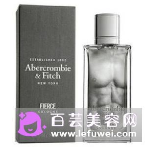 香水喷到脸上去了怎么办 是喷在衣服上还是身体上